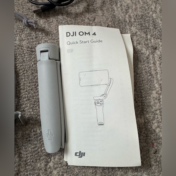 DJI OM 4 - Handheld 3-Axis Smartphone Gimbal Stabilizer - Picture 7 of 7